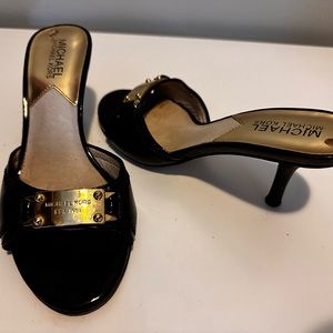 MK sandals